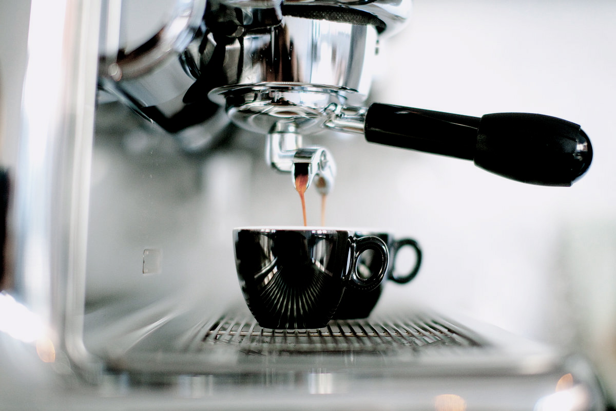 Review of 10 Best Espresso Machines To Brew Your Morning Drink