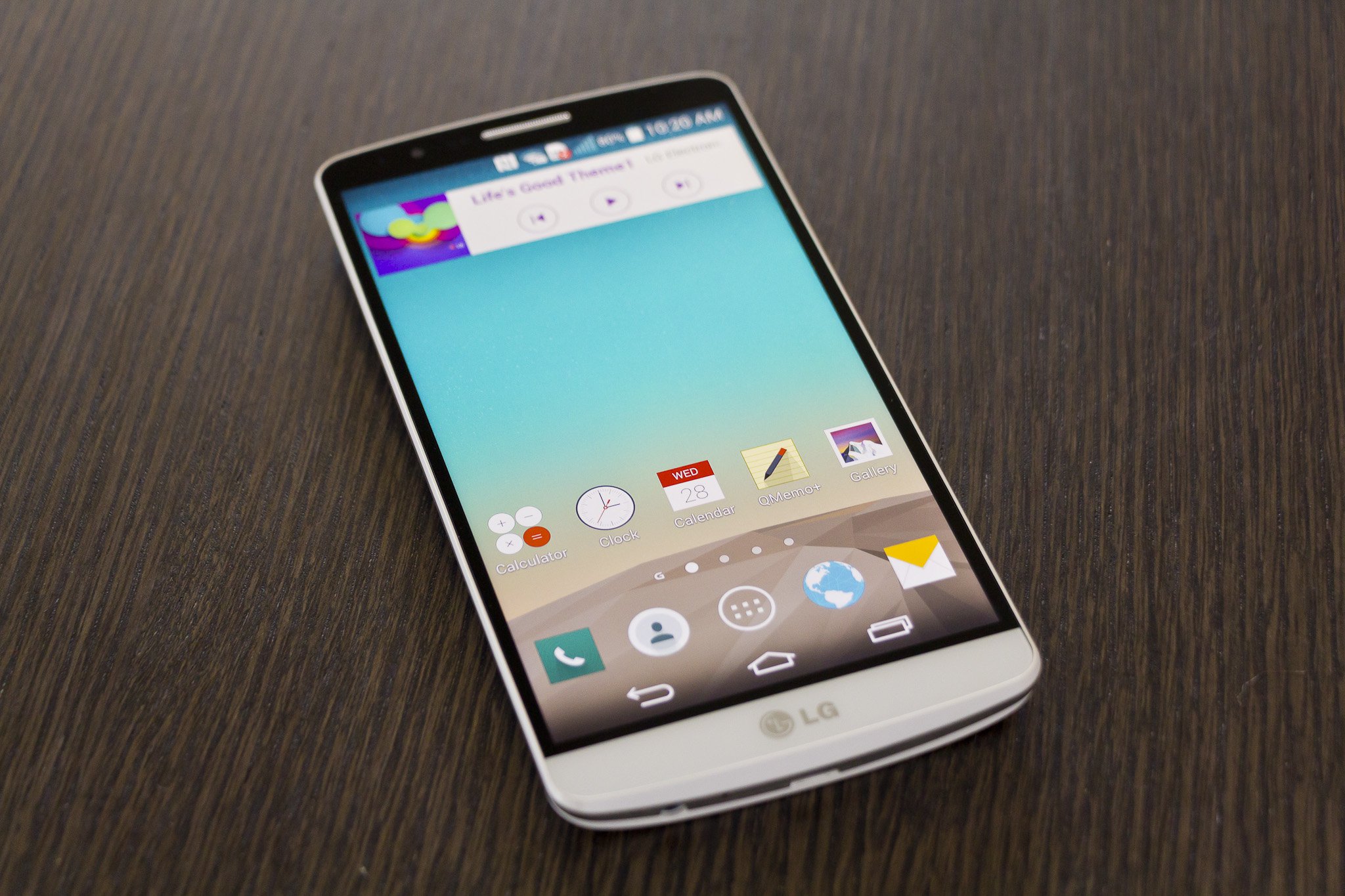 Lg какой лучше. LG g3. Смартфон LG g3s белый. LG j3. LG g3 Mini 2014.